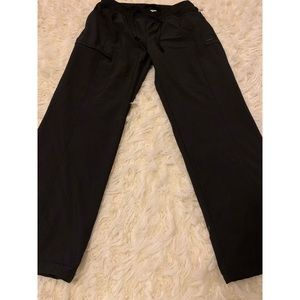 Petite Length Beyond Yoga Scrub Bottom